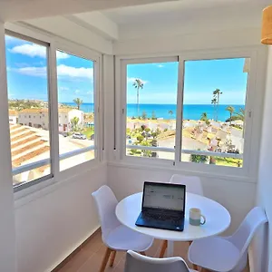  Apartamento Apartment, Sea View, 200m From The Beach, Close To Town